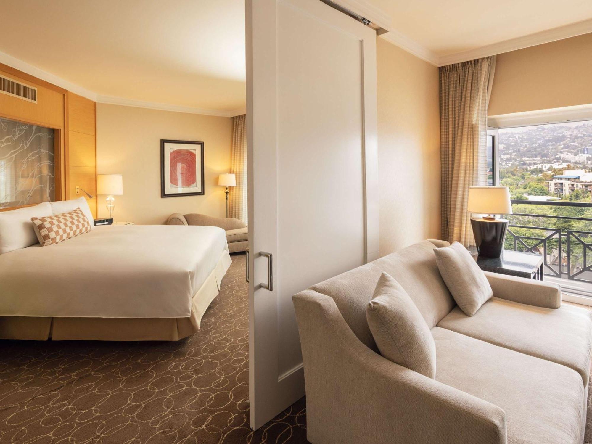 Hotel Sofitel Los Angeles At Beverly Hills Екстериор снимка