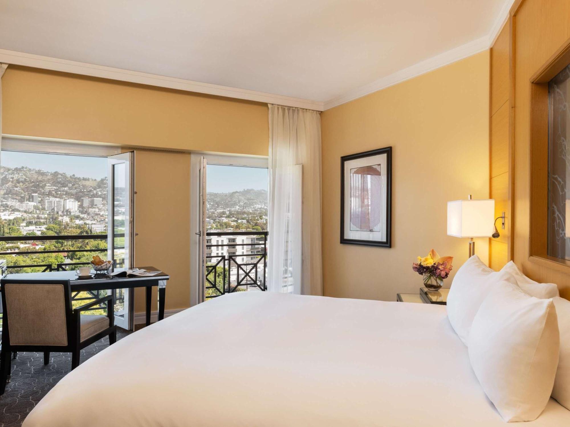 Hotel Sofitel Los Angeles At Beverly Hills Екстериор снимка